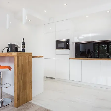 Inpoint Vistula Blvd. Apartment